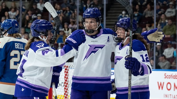 Kelly Pannek Leads Minnesota Frost to 6-5 Win, Clinches PWHL Playoff Spot